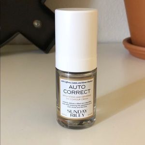 BRAND NEW. SUNDAY RILEY AUTO CORRECT